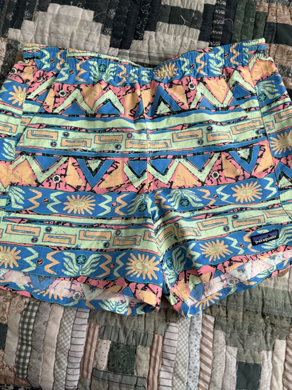 Patagonia Women's Baggies 5” Color: High Hopes Geo Salamander Size: M